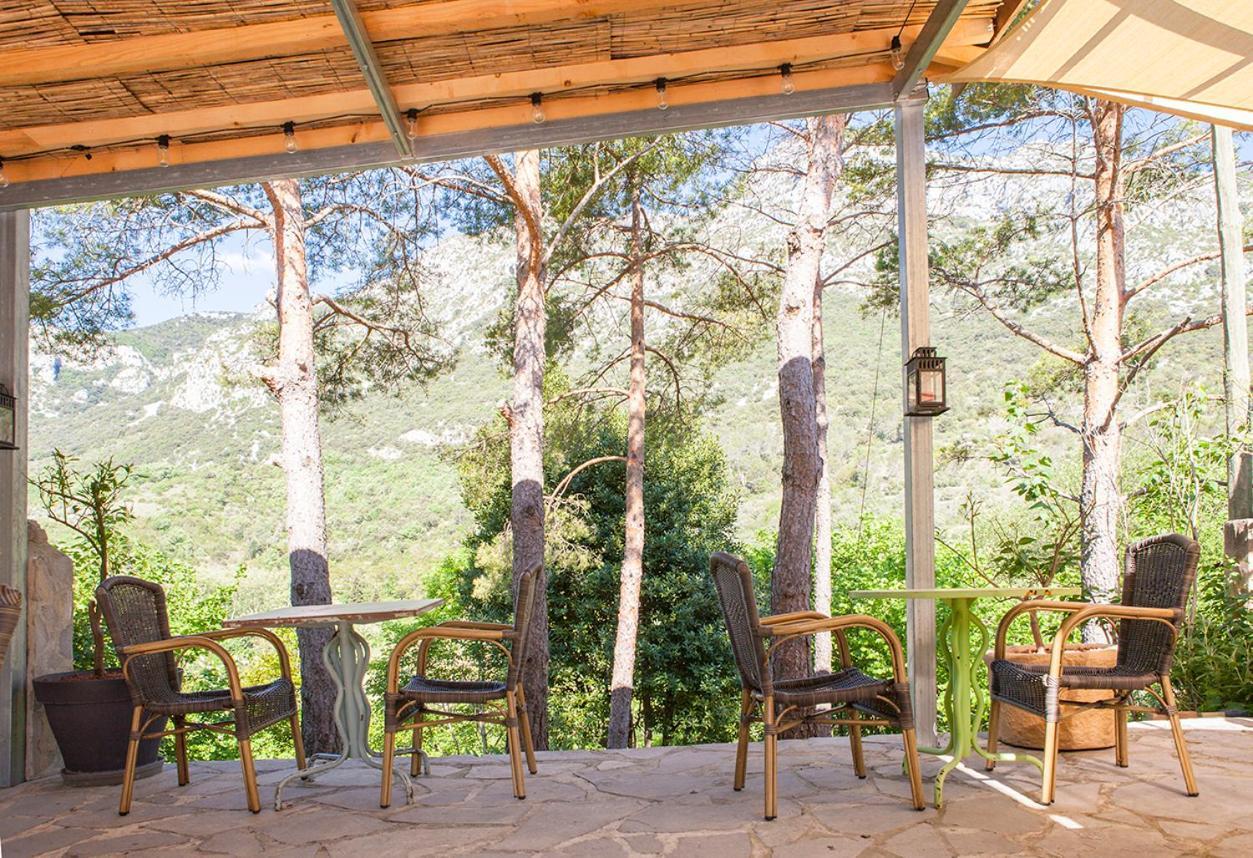 Auberge De La Vallee Saint-Jean-de-Bueges Экстерьер фото